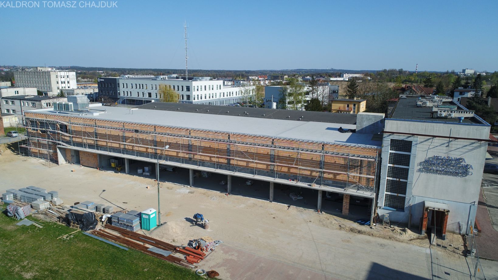 budowa nowego skrzydła Książnicy Pedagogicznej przy ul. Kordeckiego w Kaliszu.jpg